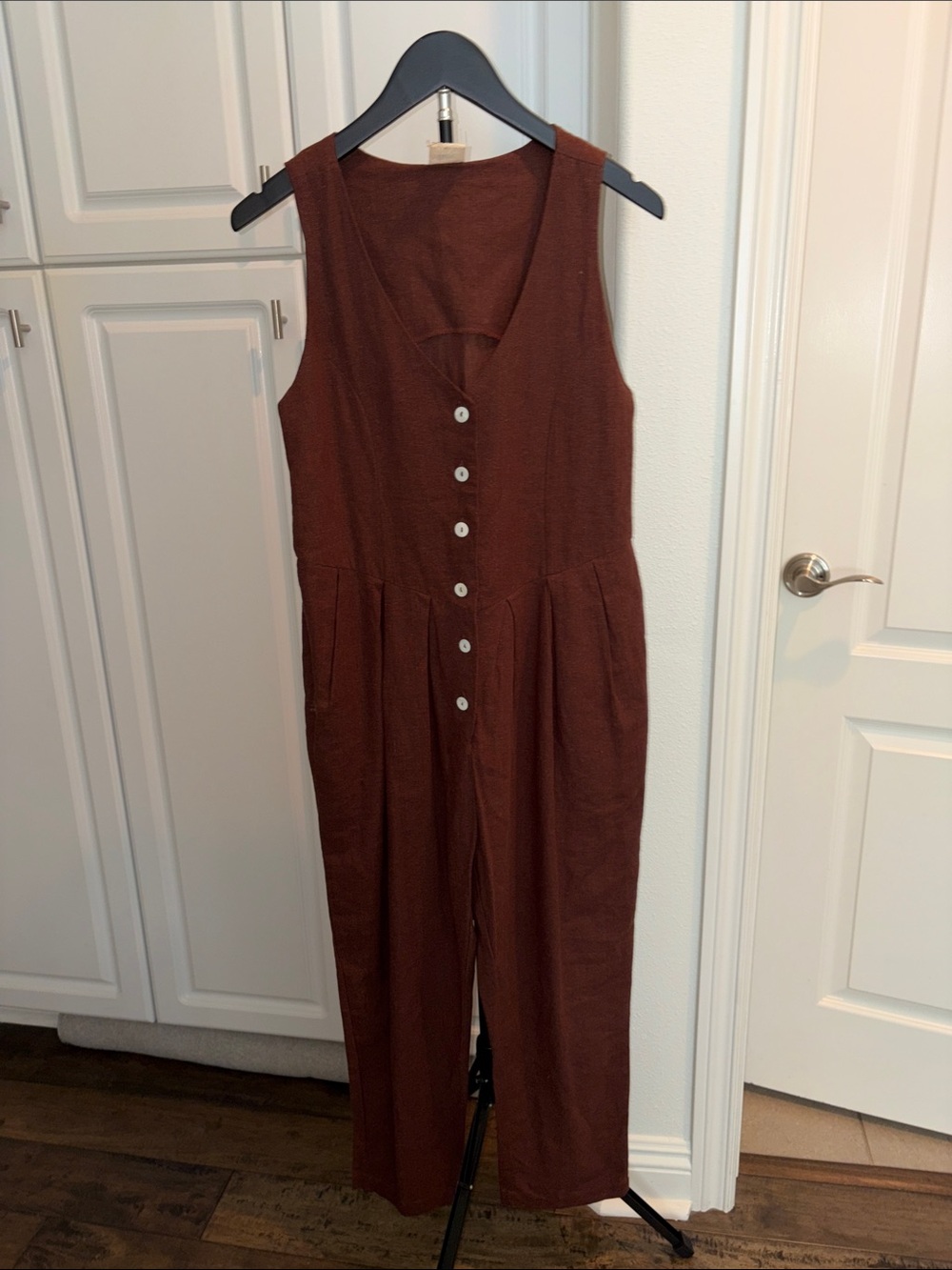 Here the store- Women's Sleeveless Button-Front Jumpsuit — Brown